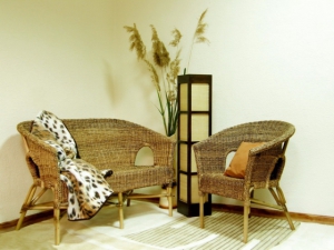 Преимущества современной плетеной мебели